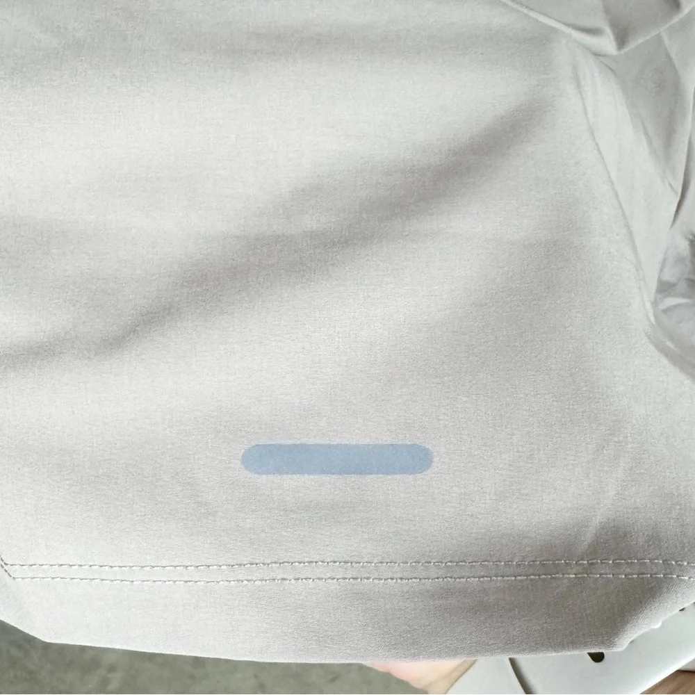 Mens Fabletics Light Gray Khaki The Infinite Short Lined 5in Active Shorts